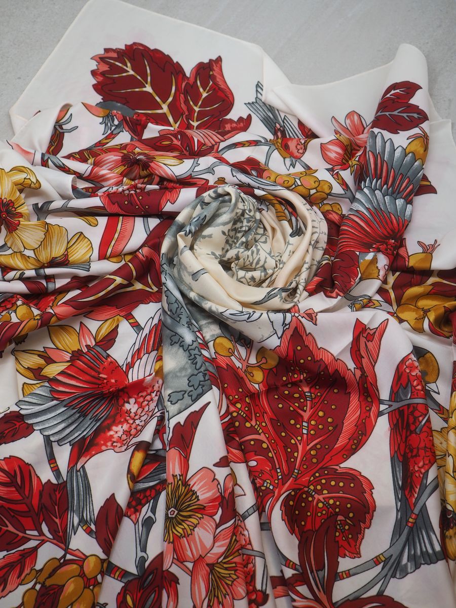 Stort skjerf i silkeblanding bordaux