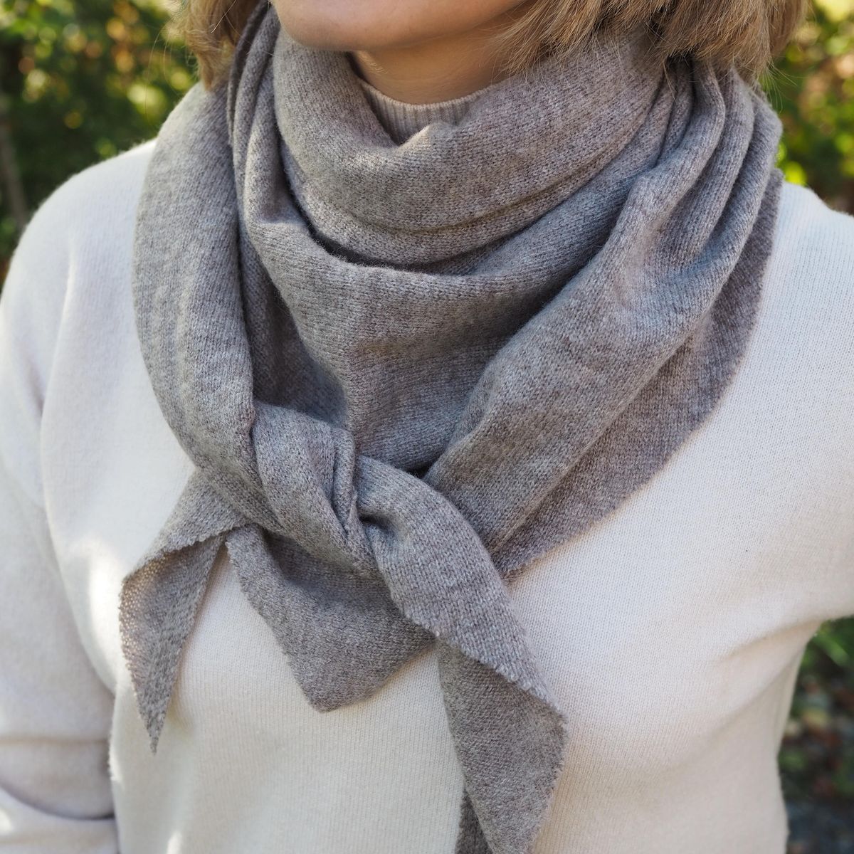 Ullskjerf triangel stort melertbrun