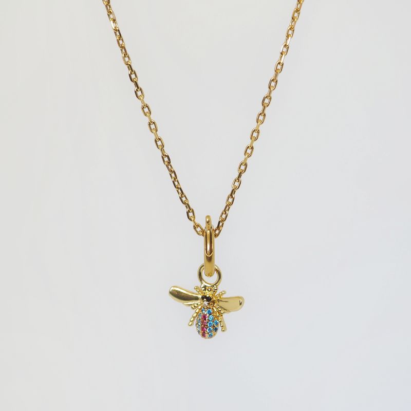 Charm bie flerfarget 