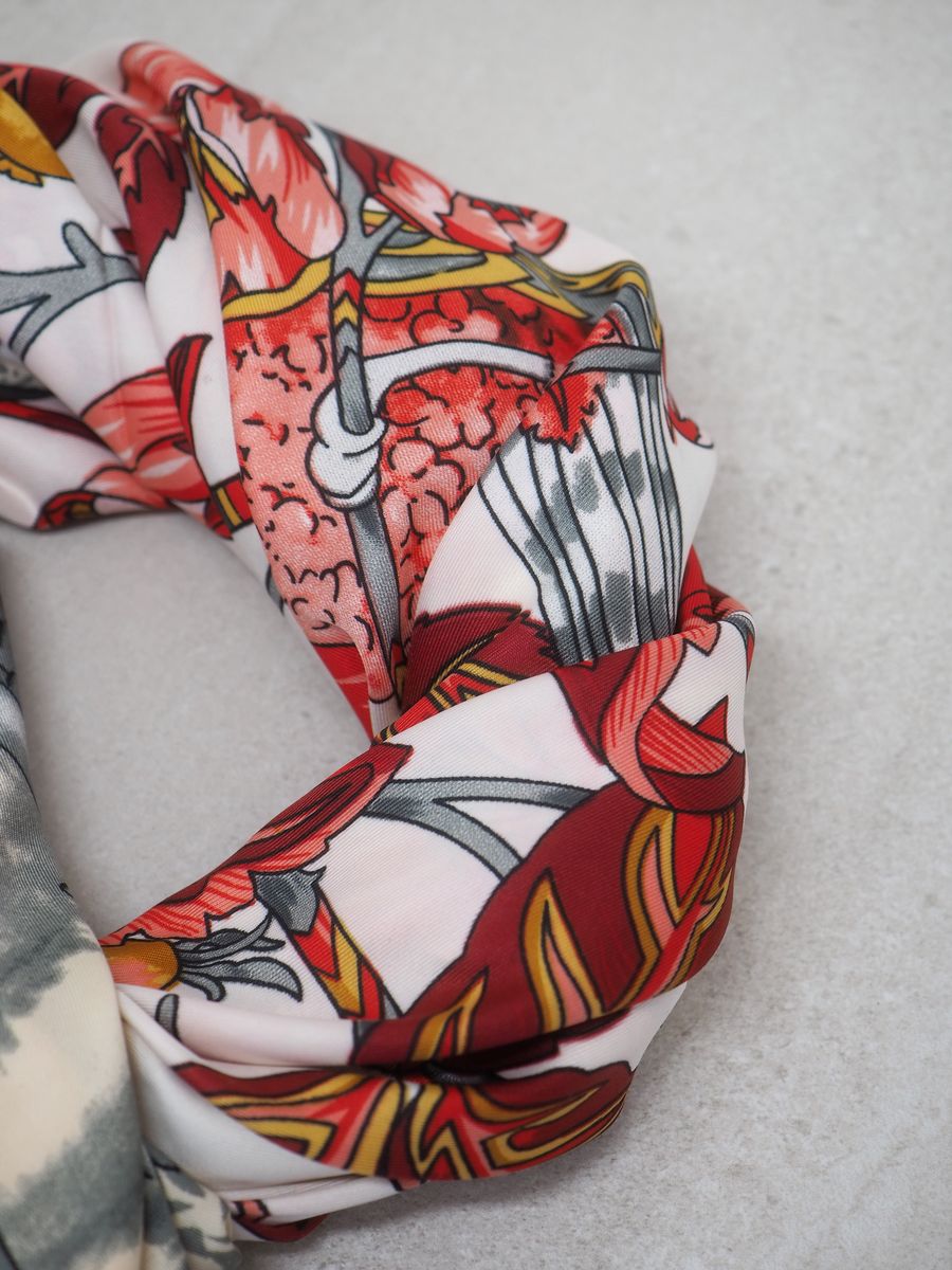 Stort skjerf i silkeblanding bordaux