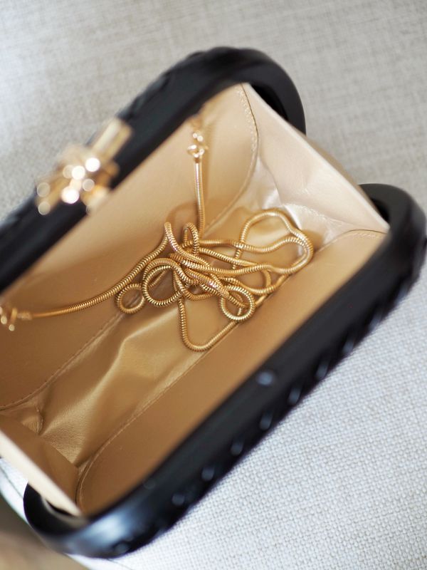 Clutch eskeveske svart