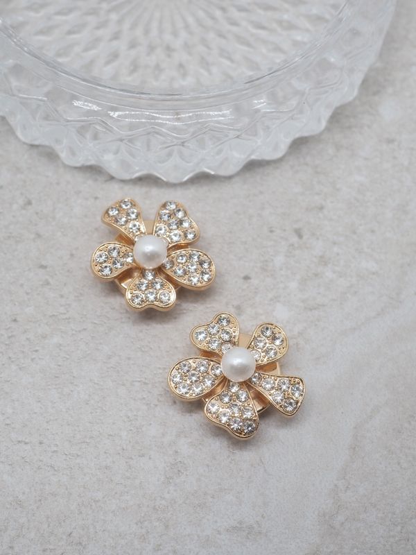 Knappepynt 2stk. perle og strass blomst gull