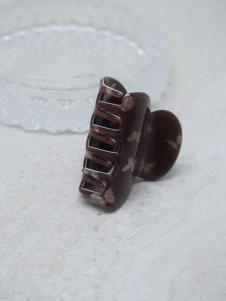 Hovedbilde Hårklype sommerfugler brun liten