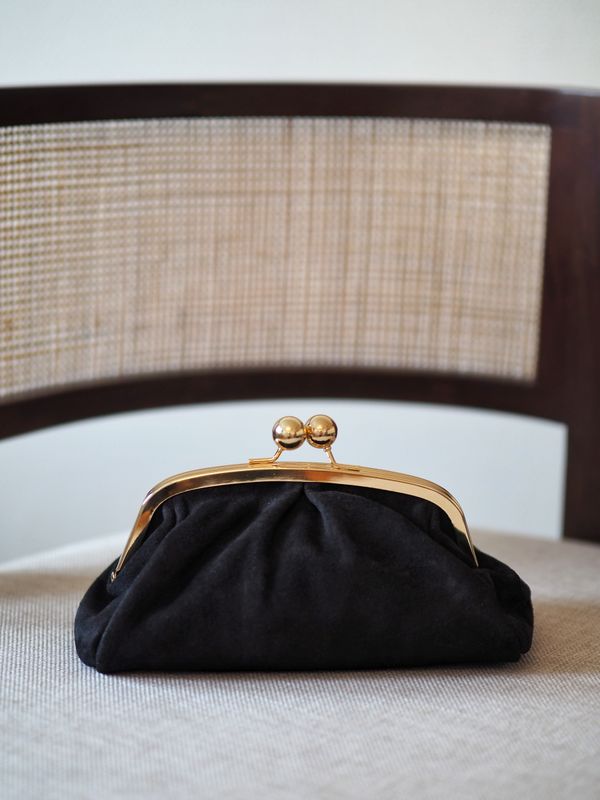 Semsketskinn pouch-veske svart