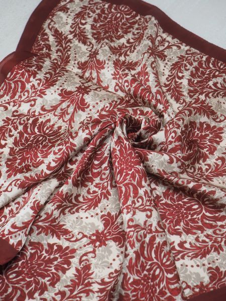 Hovedbilde Satengskjerf vinrød