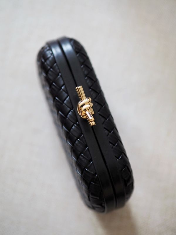 Clutch eskeveske svart
