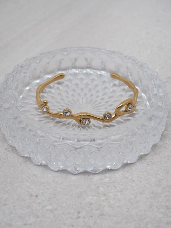 Armring med zirkoner