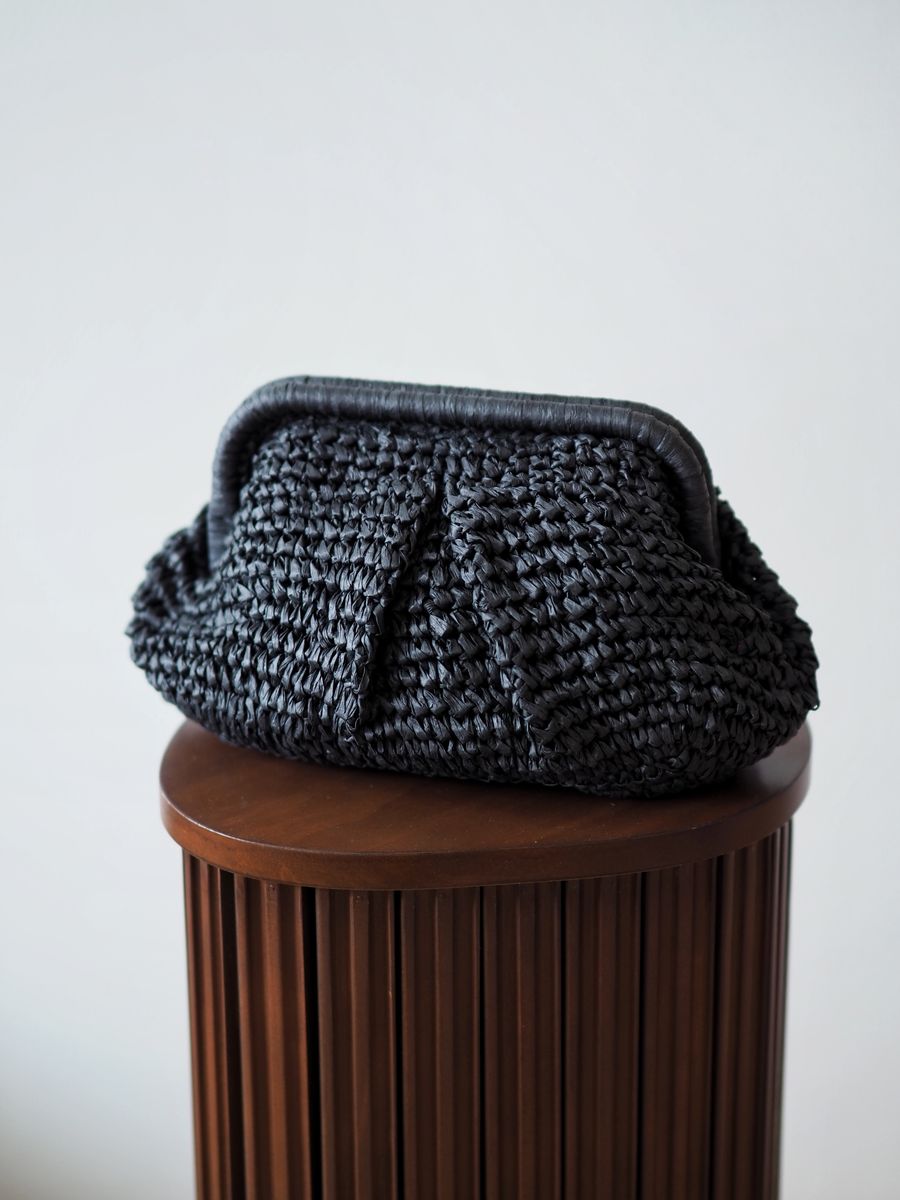 Raffia pouch-veske svart