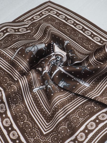 Hovedbilde 7DAYS silkeskjerf mini  mørkebrun