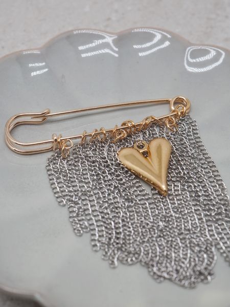 Hovedbilde 7DAYS brosje med sølvkjeder og gullhjerte